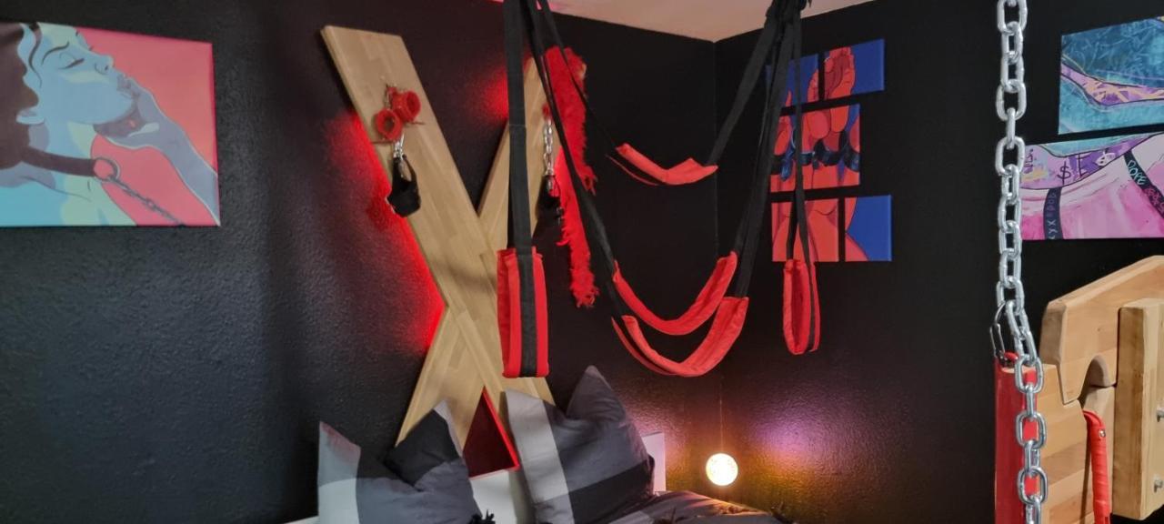 Apartamento Le Coin Des Desirs Bdsm Estrasburgo Exterior foto